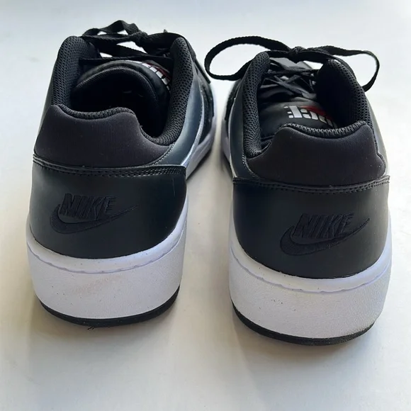 ?Owned by an Olympian?Nike Men